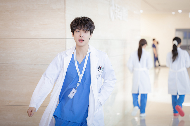 tvN ‘언젠가는 슬기로울 전공의생활’ 제공